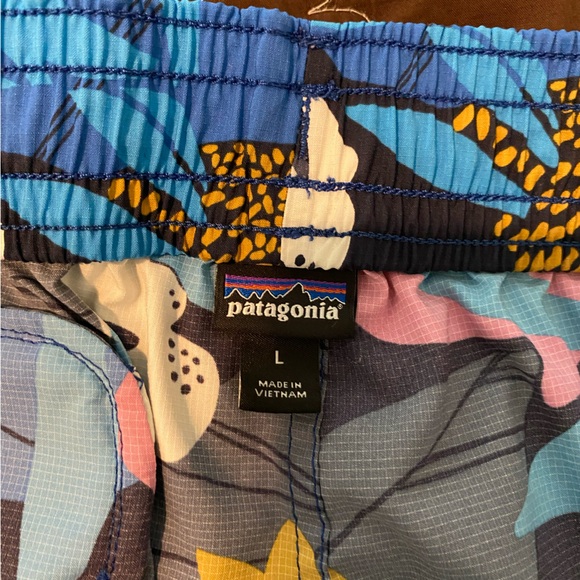 Patagonia Boardshorts - Picture 4 of 4